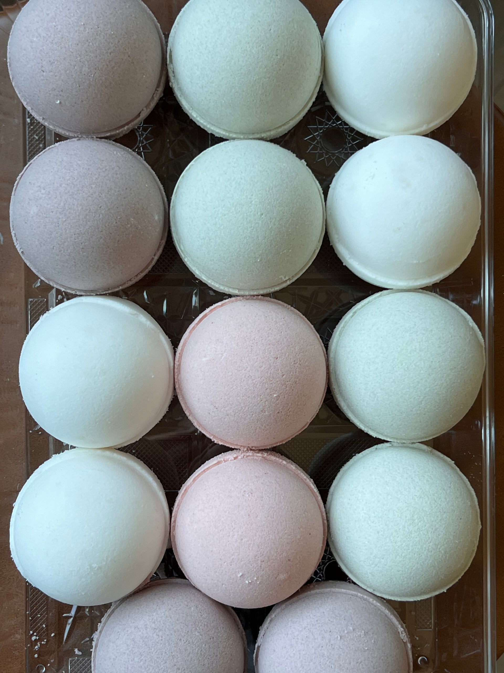 Foaming Bath Bombs & Fizzies